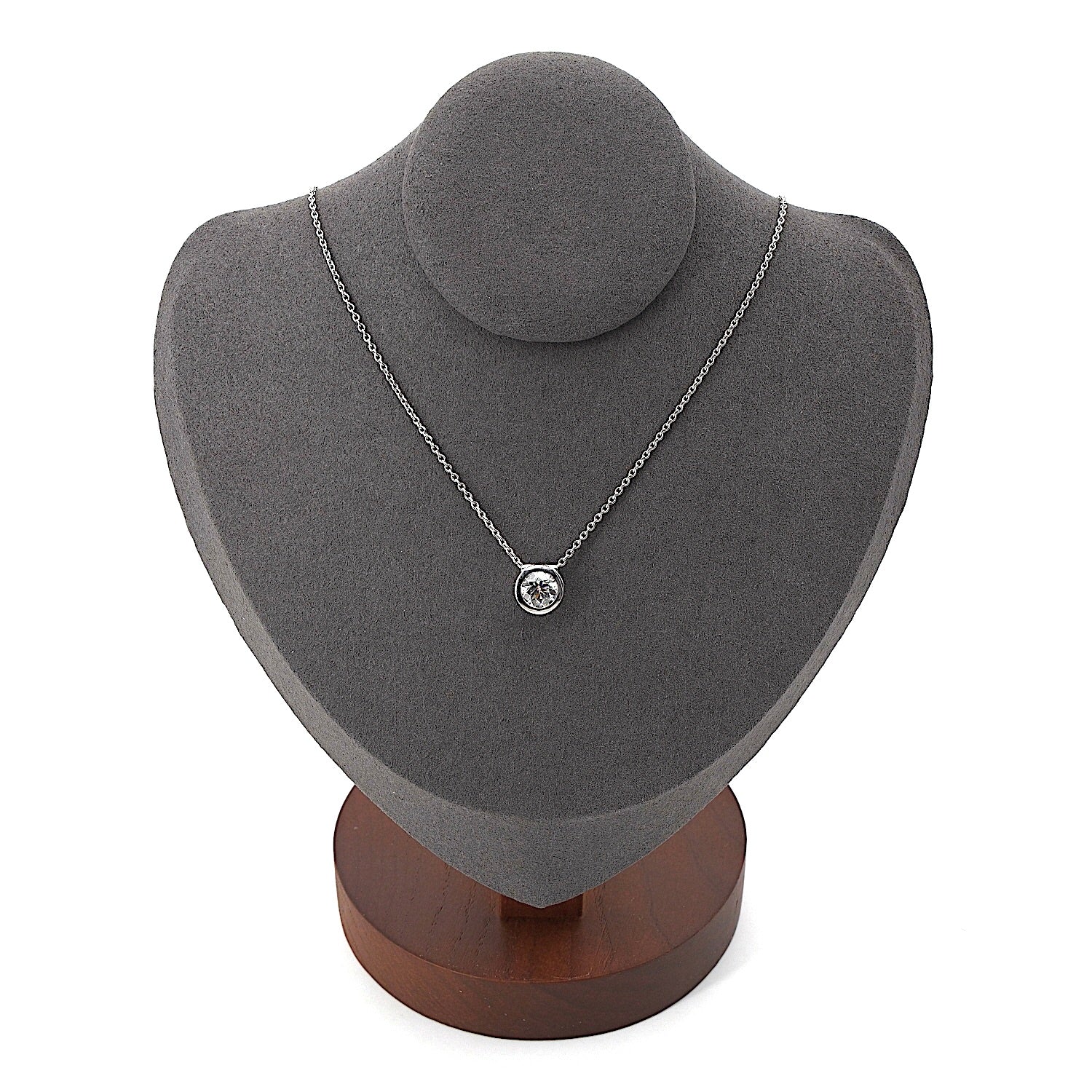 Necklace with a pendant in 750 white gold with a brilliants 1.11 ct, on the bust