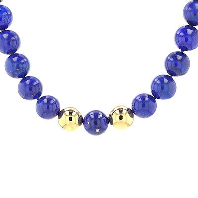 Necklace with large lapis lazuli beads, brilliants and 750 gold, hanging frontally