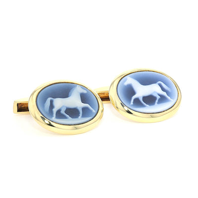 Cufflinks in 585 yellow gold with agate cameo, turned horizontally to the right