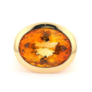 Ring in 750 yellow gold with a citrine approx. 13 ct, lying frontally