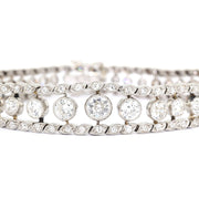 Belle Epoque bracelet, tennis bracelet in platinum with a total of approx. 6.1 ct diamonds, close-up lying frontally