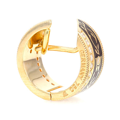 Wellendorff "Schokotwist" hoop earrings in 750 yellow gold with two-tone cold enamel and brilliants, standing side view